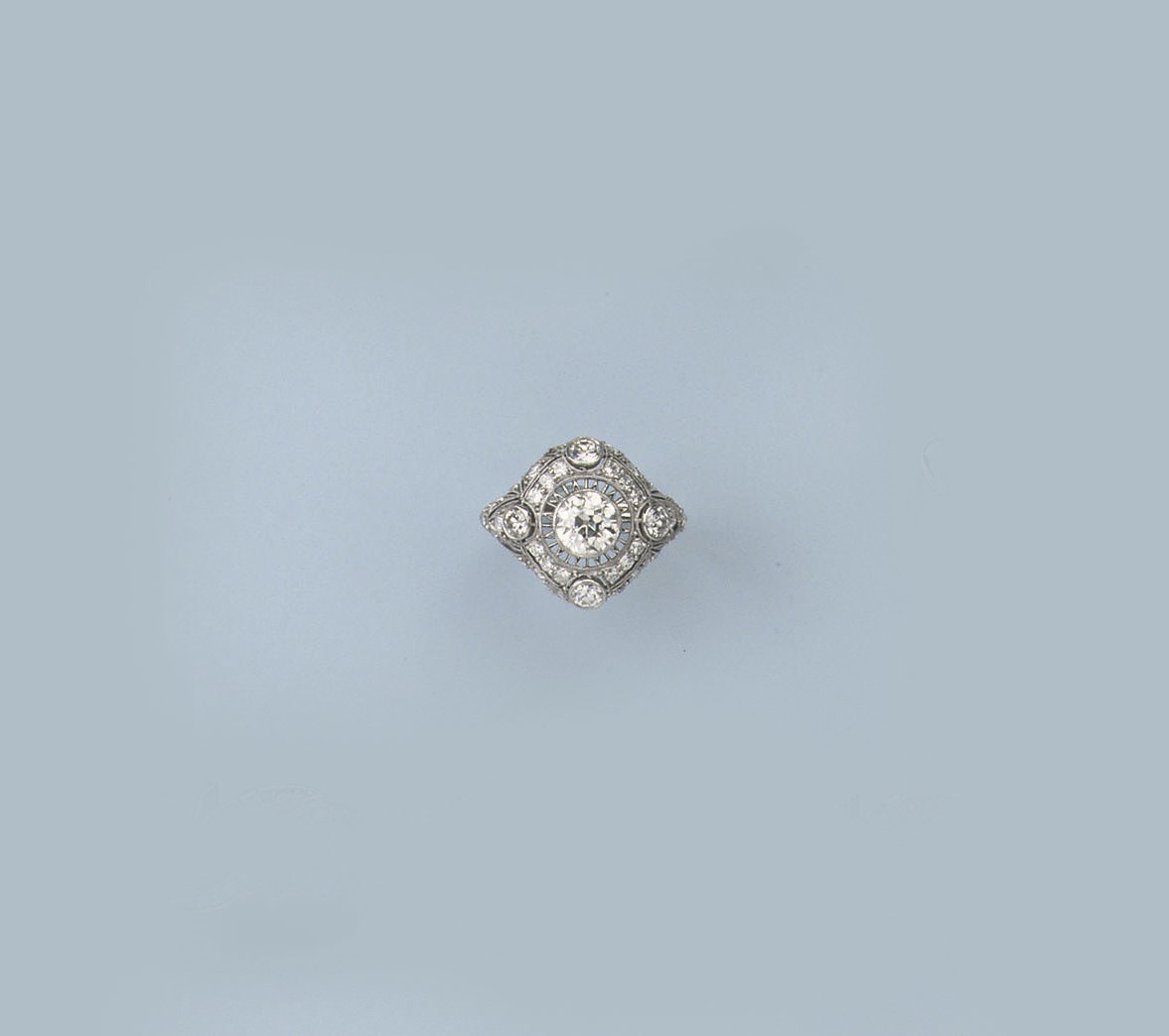 A BELLE EPOQUE DIAMOND RING