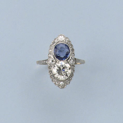A BELLE EPOQUE SAPPHIRE AND DIAMOND RING