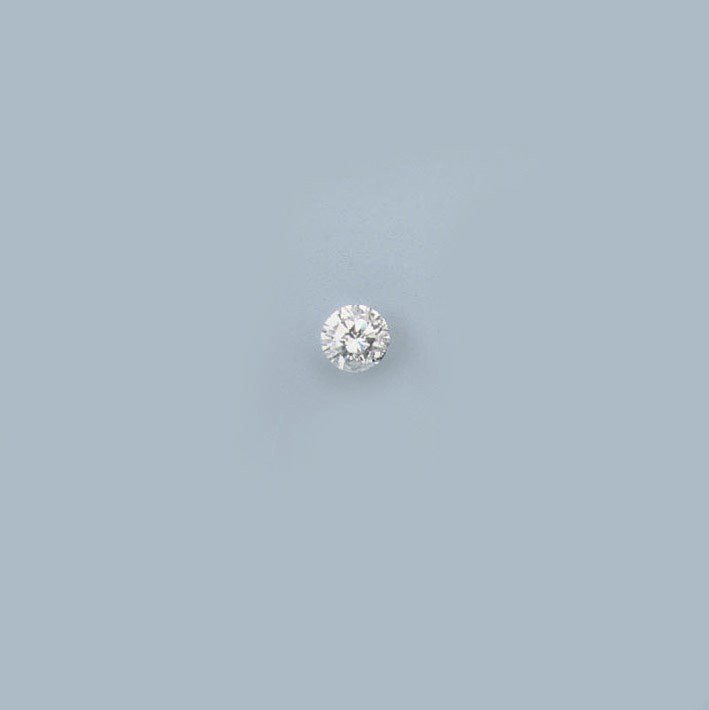 AN UNMOUNTED DIAMOND