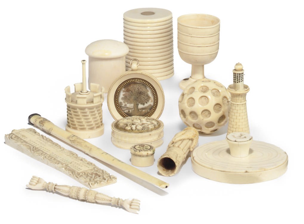 A GROUP OF FOURTEEN EUROPEAN AND ORIENTAL IVORY AND BONE OBJECTS