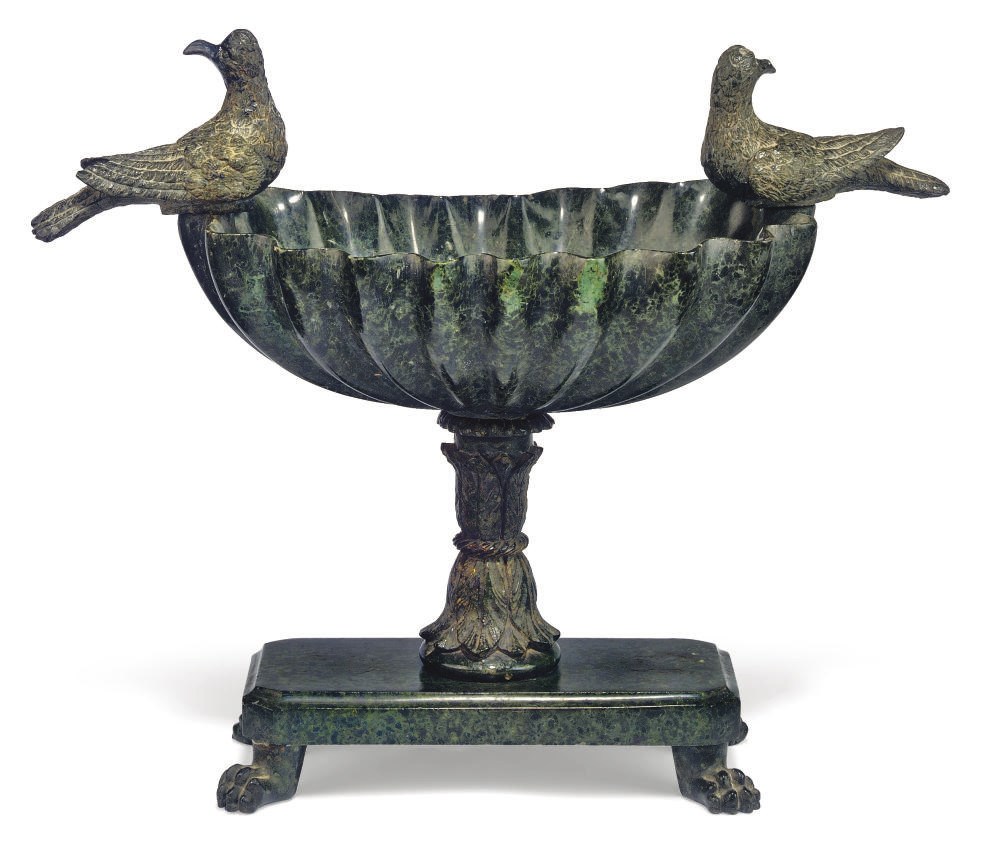 AN ITALIAN SERPENTINE GREEN MARBLE TAZZA