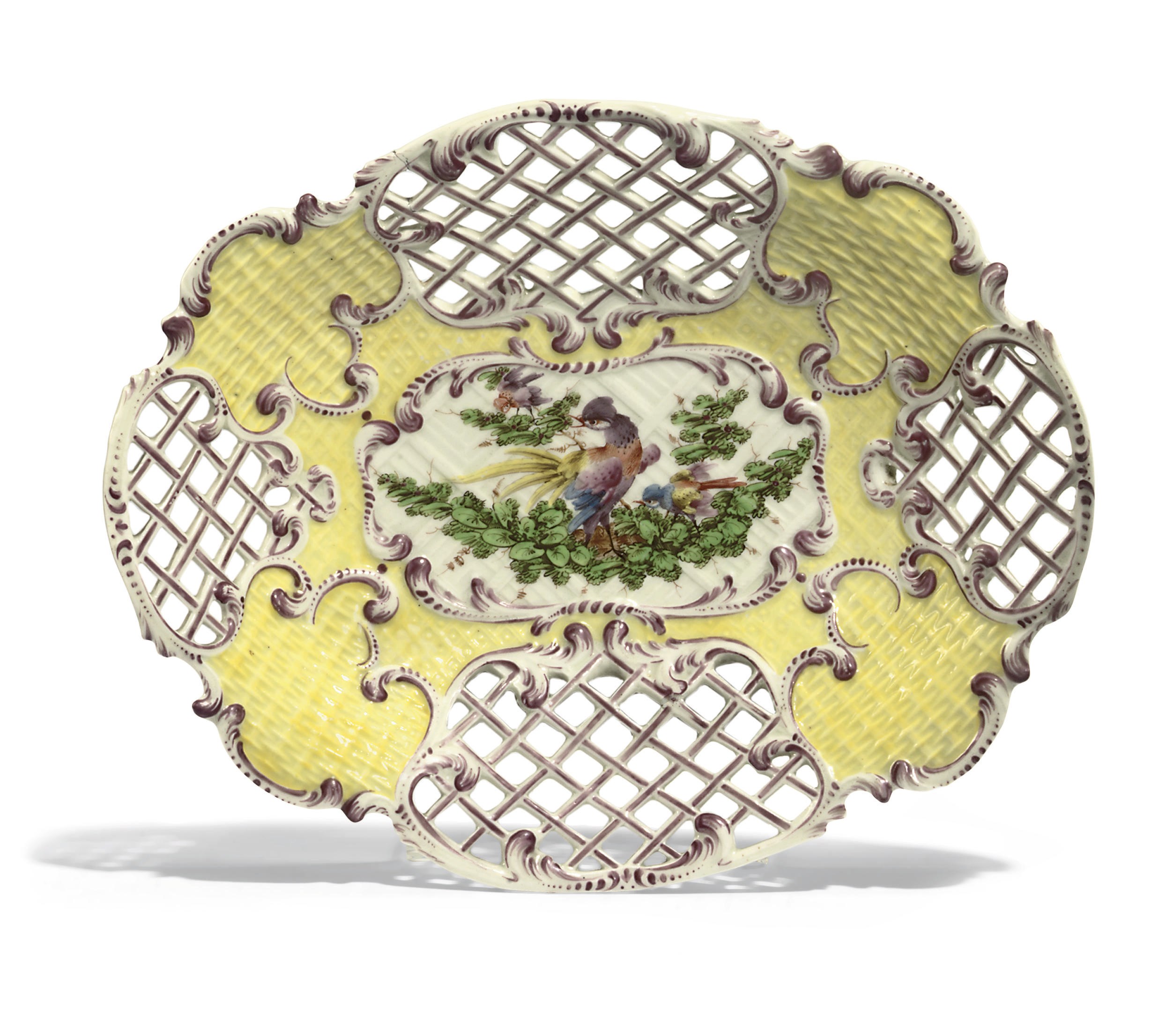 A WORCESTER YELLOW-GROUND PIERCED SHAPED OVAL DISH