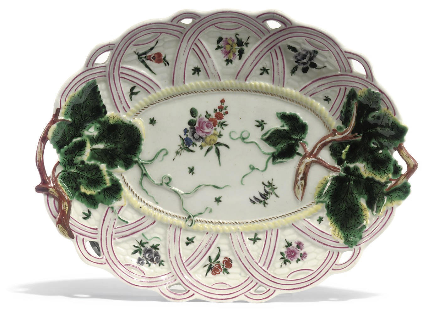 A WORCESTER TWO-HANDLED PIERCED SHAPED OVAL DISH