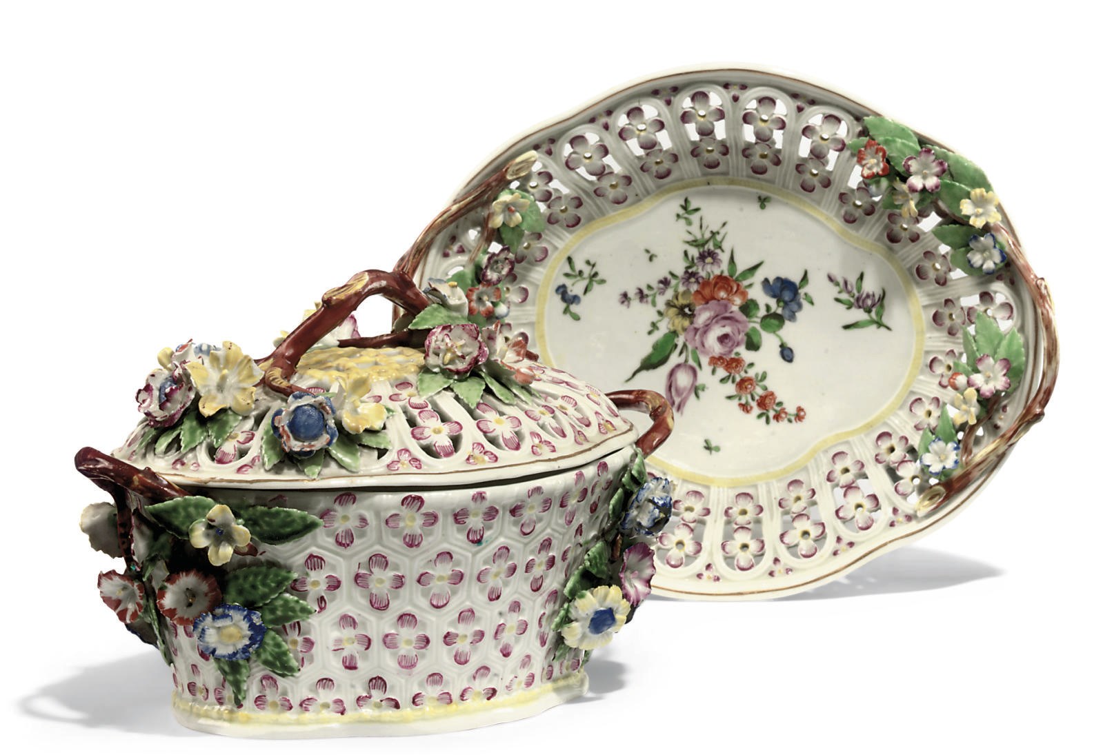 A WORCESTER QUATREFOIL TWO-HANDLED CHESTNUT-BASKET, A COVER AND A STAND