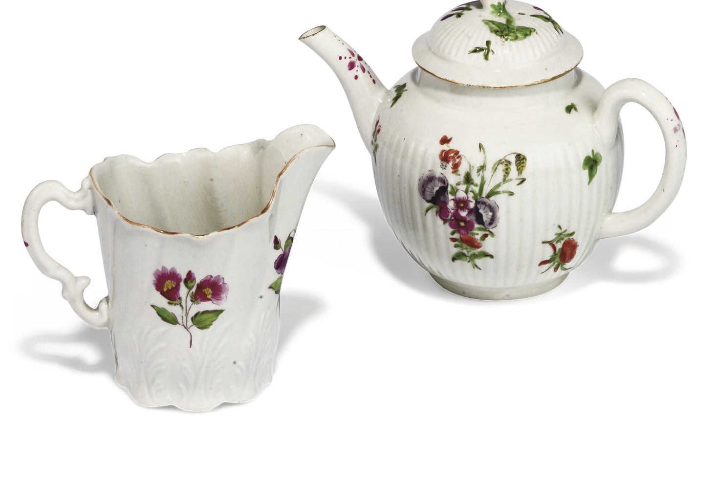A WORCESTER GLOBULAR SMALL TEAPOT AND COVER AND A MILK-JUG