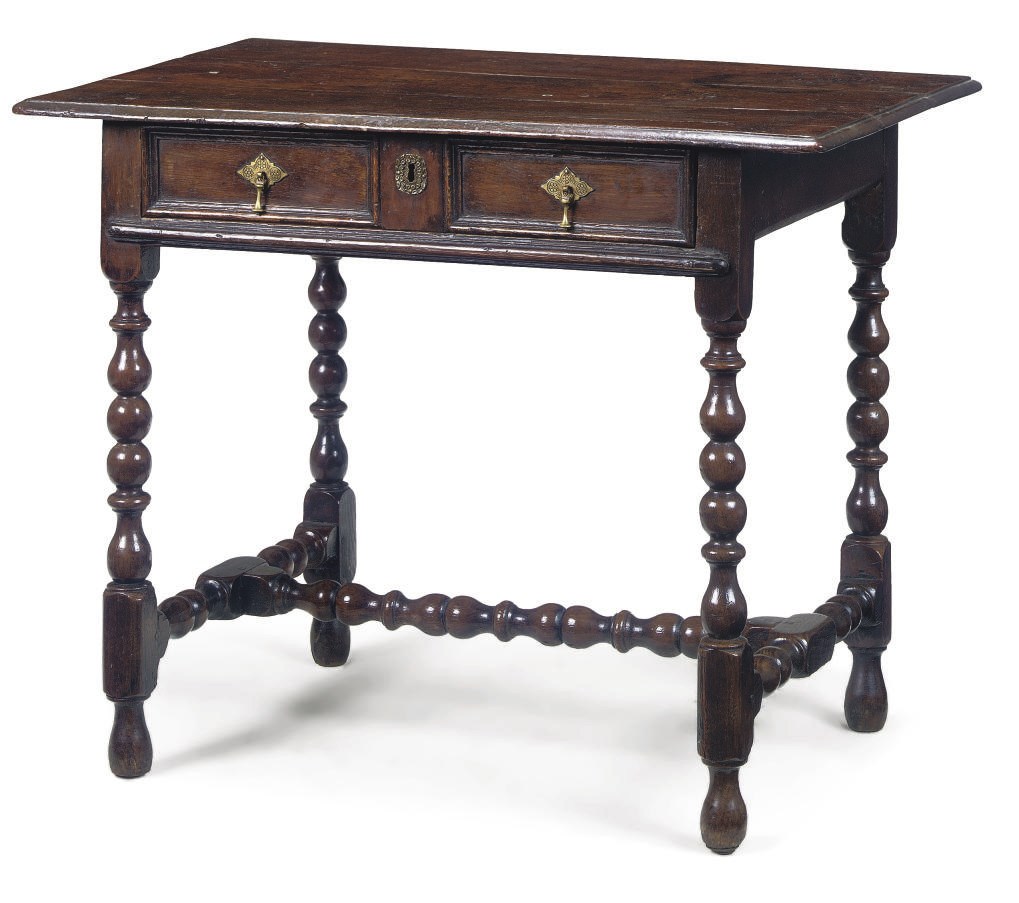 AN ENGLISH OAK SIDE TABLE