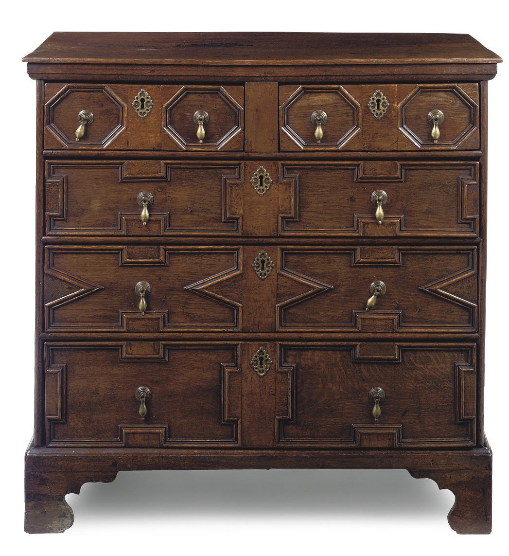 AN ENGLISH OAK CHEST