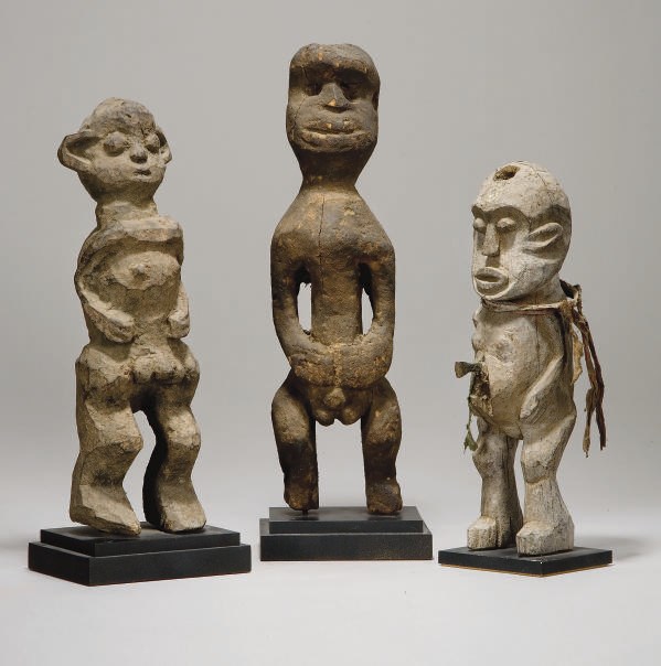 TROIS STATUETTES