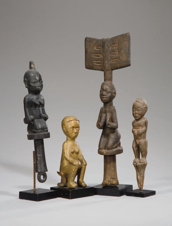 ENSEMBLE DE QUATRE STATUETTES