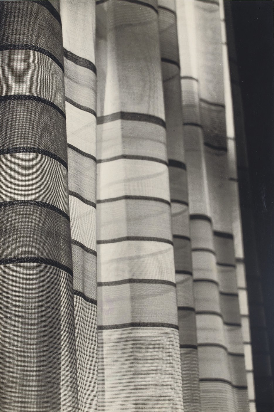 HANS FINSLER (1891-1972)