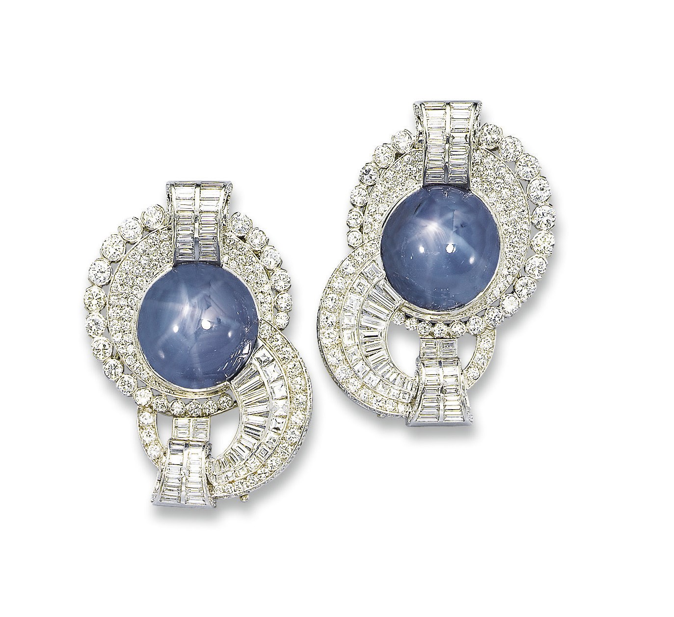 A PAIR OF ART DECO STAR SAPPHIRE AND DIAMOND CLIP BROOCHES