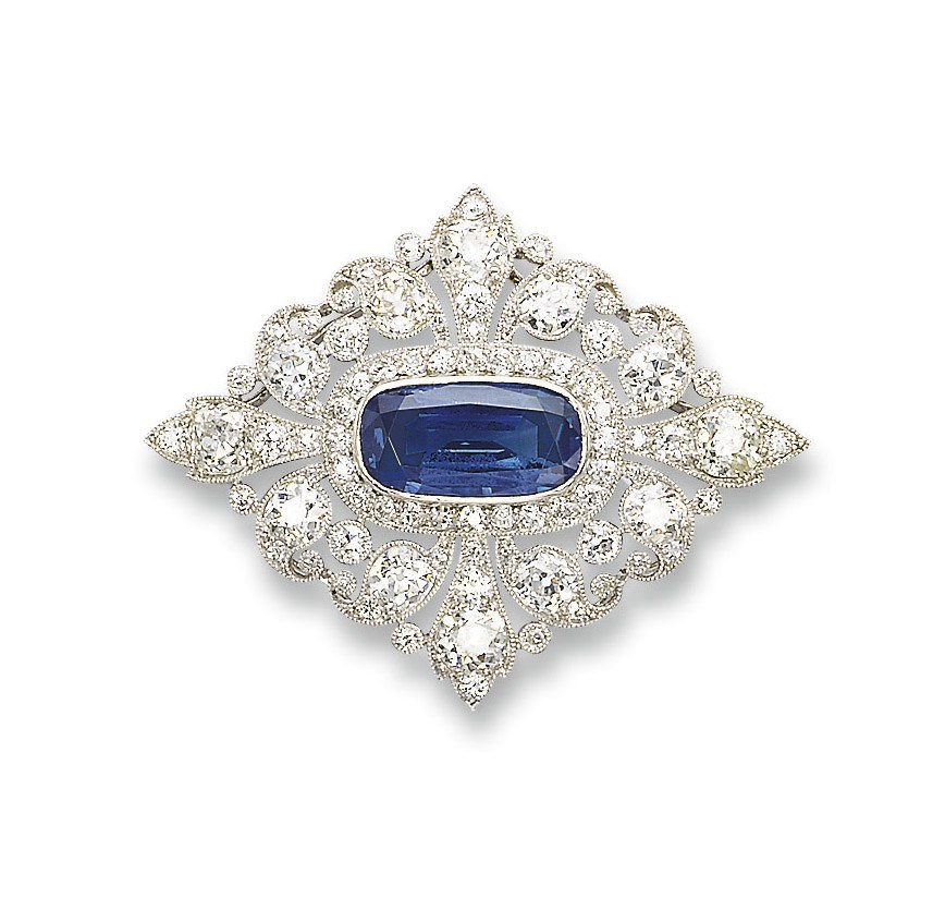 A BELLE ÉPOQUE SAPPHIRE AND DIAMOND BROOCH
