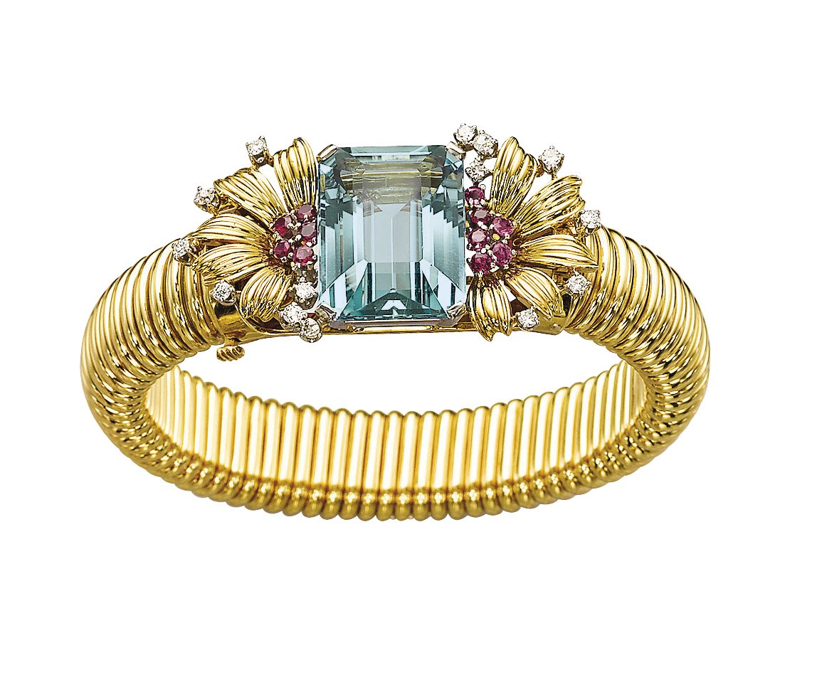 A RETRO AQUAMARINE, RUBY AND GOLD BRACELET, BY VAN CLEEF & ARPELS
