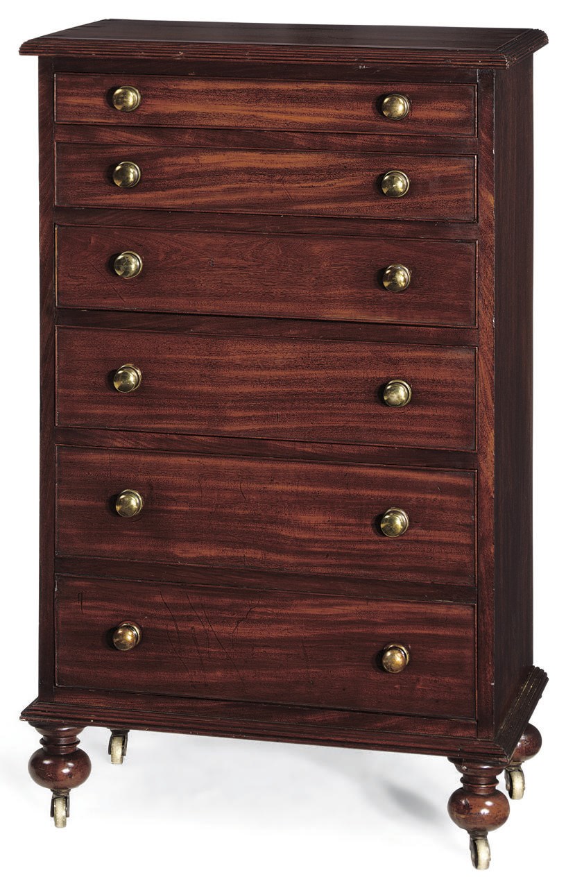 A REGENCY MAHOGANY CHEST