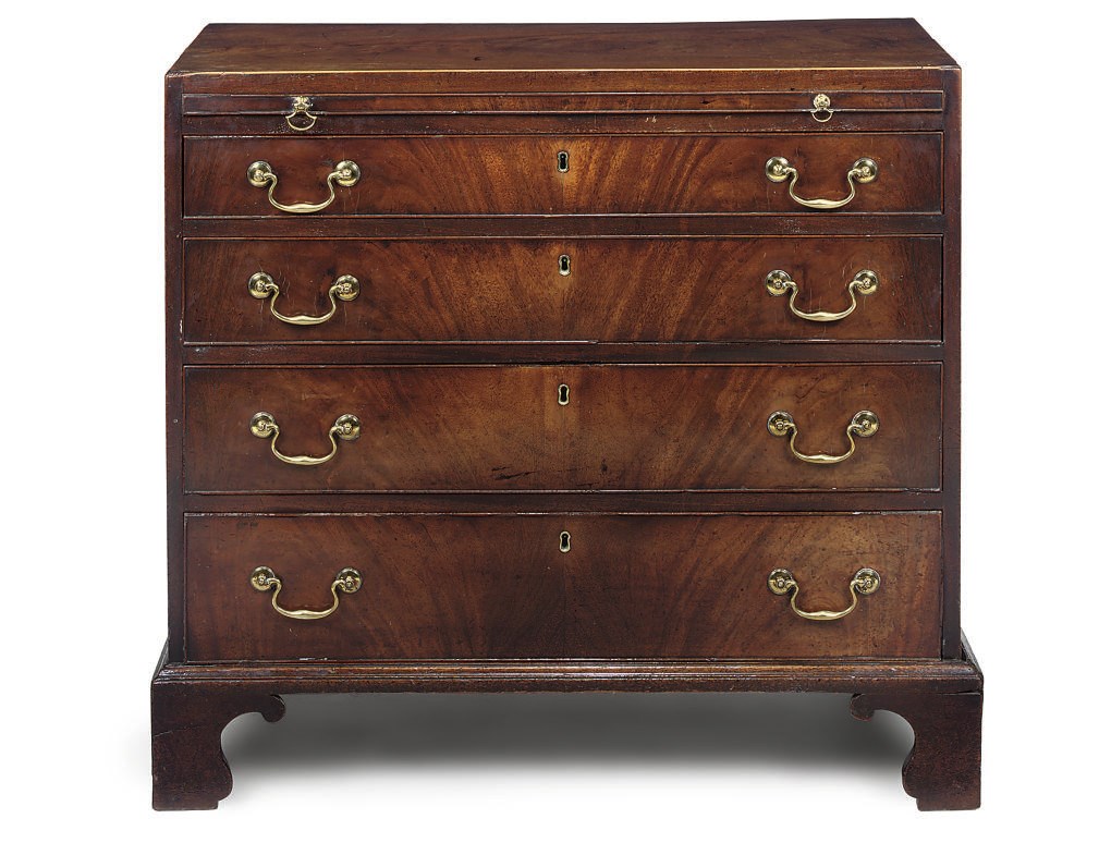 A GEORGE III MAHOGANY BOXWOOD STRUNG CHEST