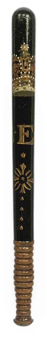 A FINE VICTORIAN SOUTH EASTERN RAILWAY TRUNCHEON