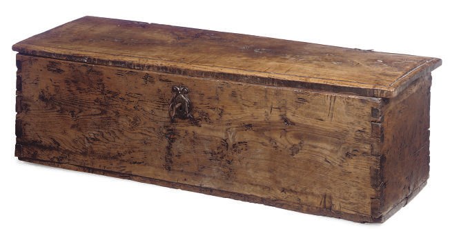 A SPANISH CHESTNUT PLANK CHEST