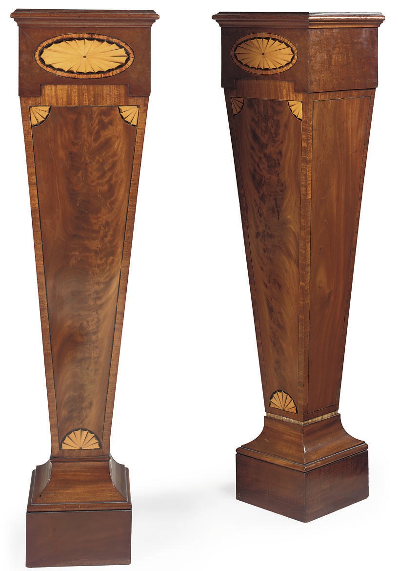 A PAIR OF REGENCY MAHOGANY PEDESTALS