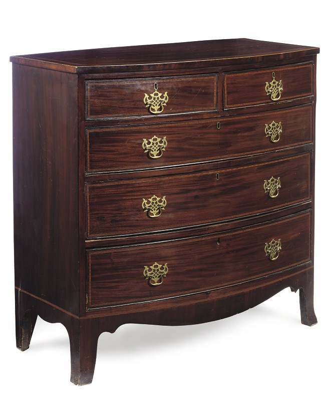 A REGENCY MAHOGANY BOWFRONT CHEST