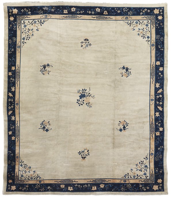 A fine continental quality Chinese carpet