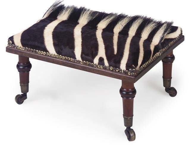 A VICTORIAN MAHOGANY FOOTSTOOL