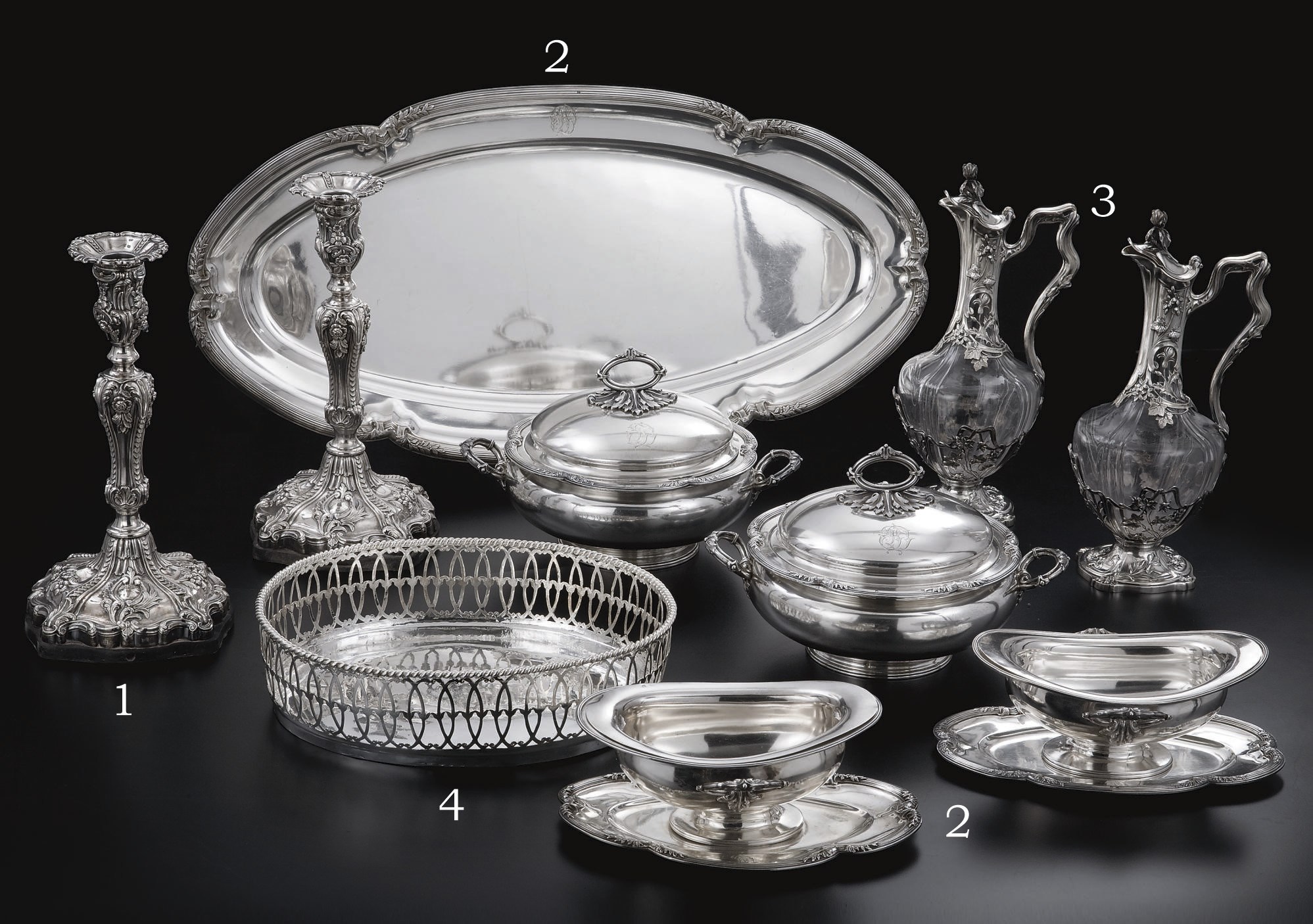 CORBEILLE EN ARGENT