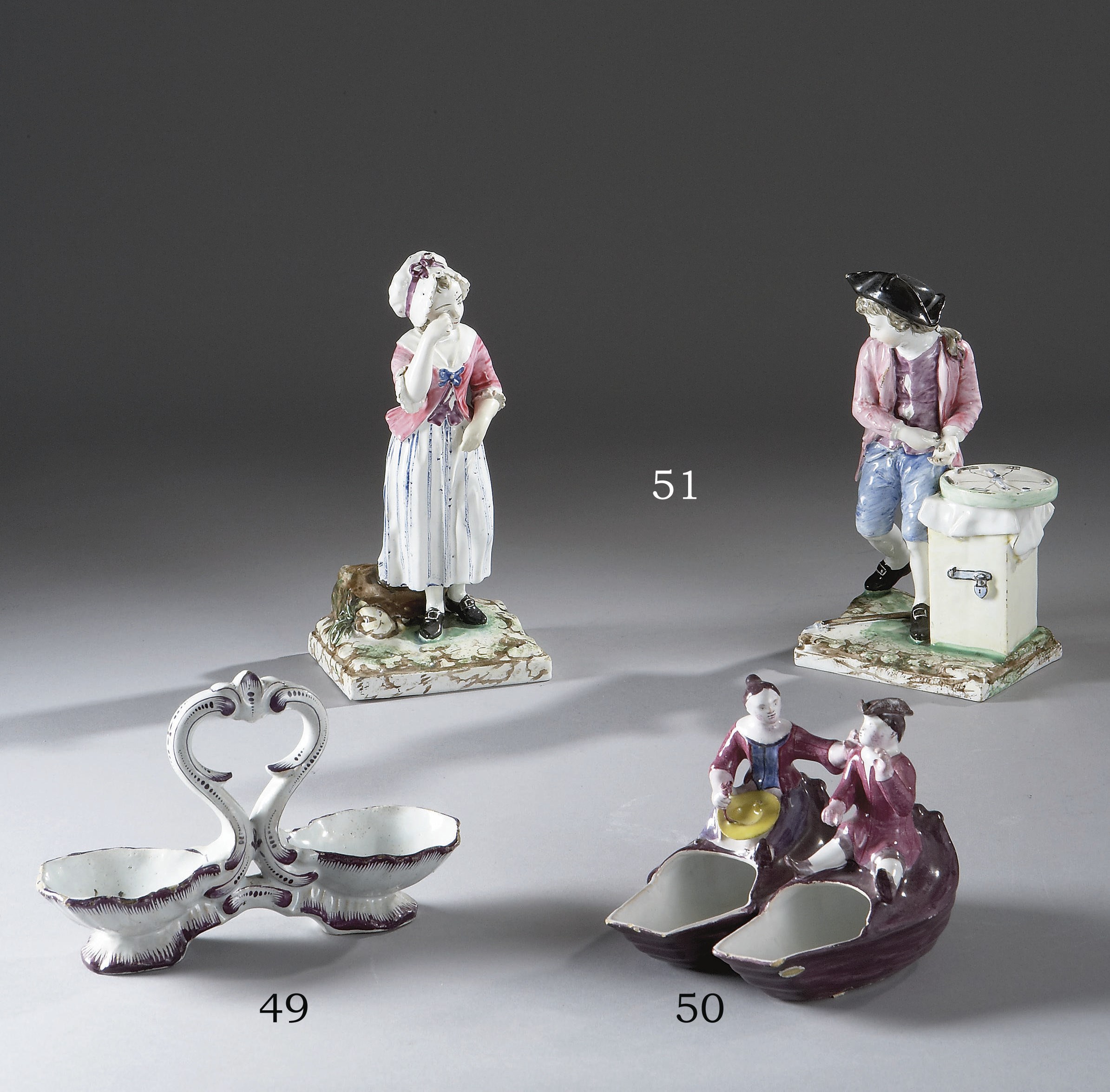 DEUX STATUETTES EN FAIENCE DE LUNEVILLE DU XVIIIEME SIECLE