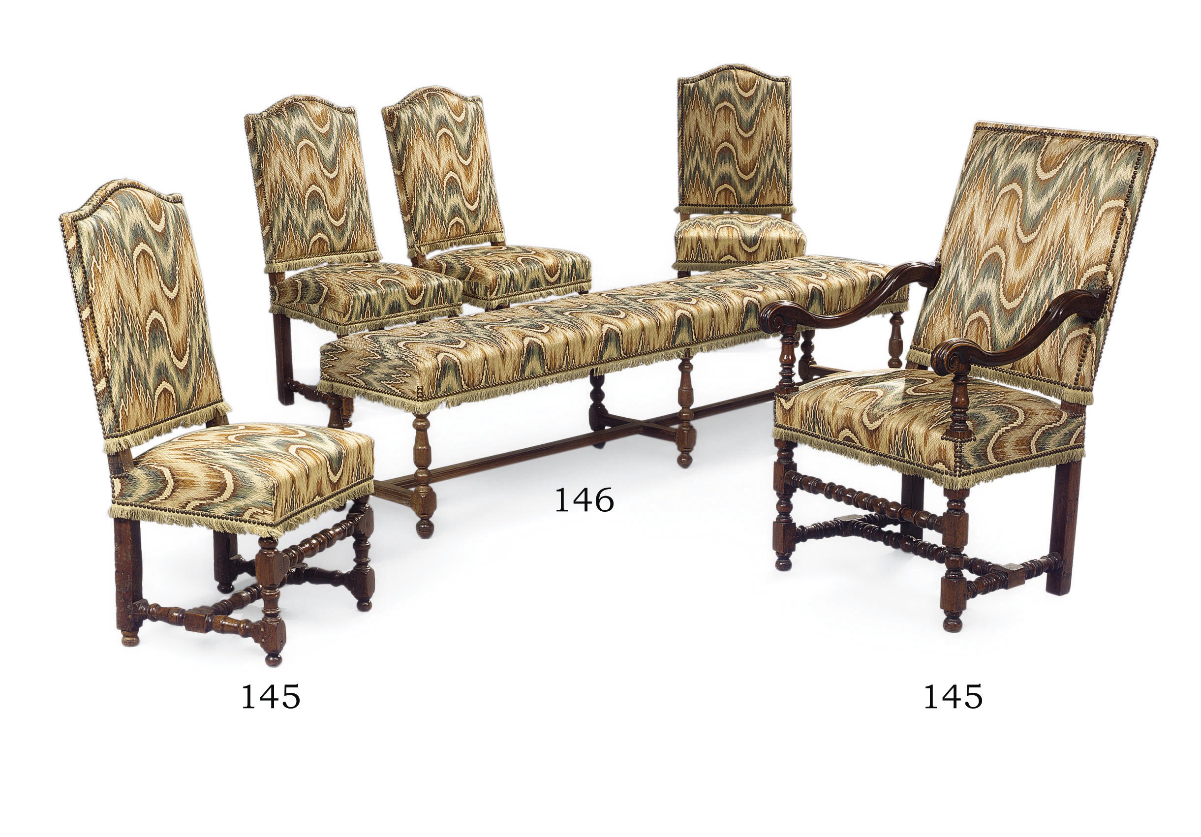 SUITE DE QUATRE CHAISES ET UN FAUTEUIL D'EPOQUE LOUIS XIII