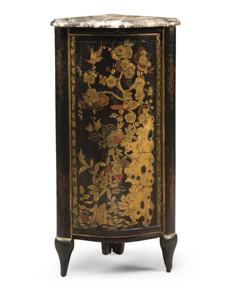 ENCOIGNURE D'EPOQUE LOUIS XV