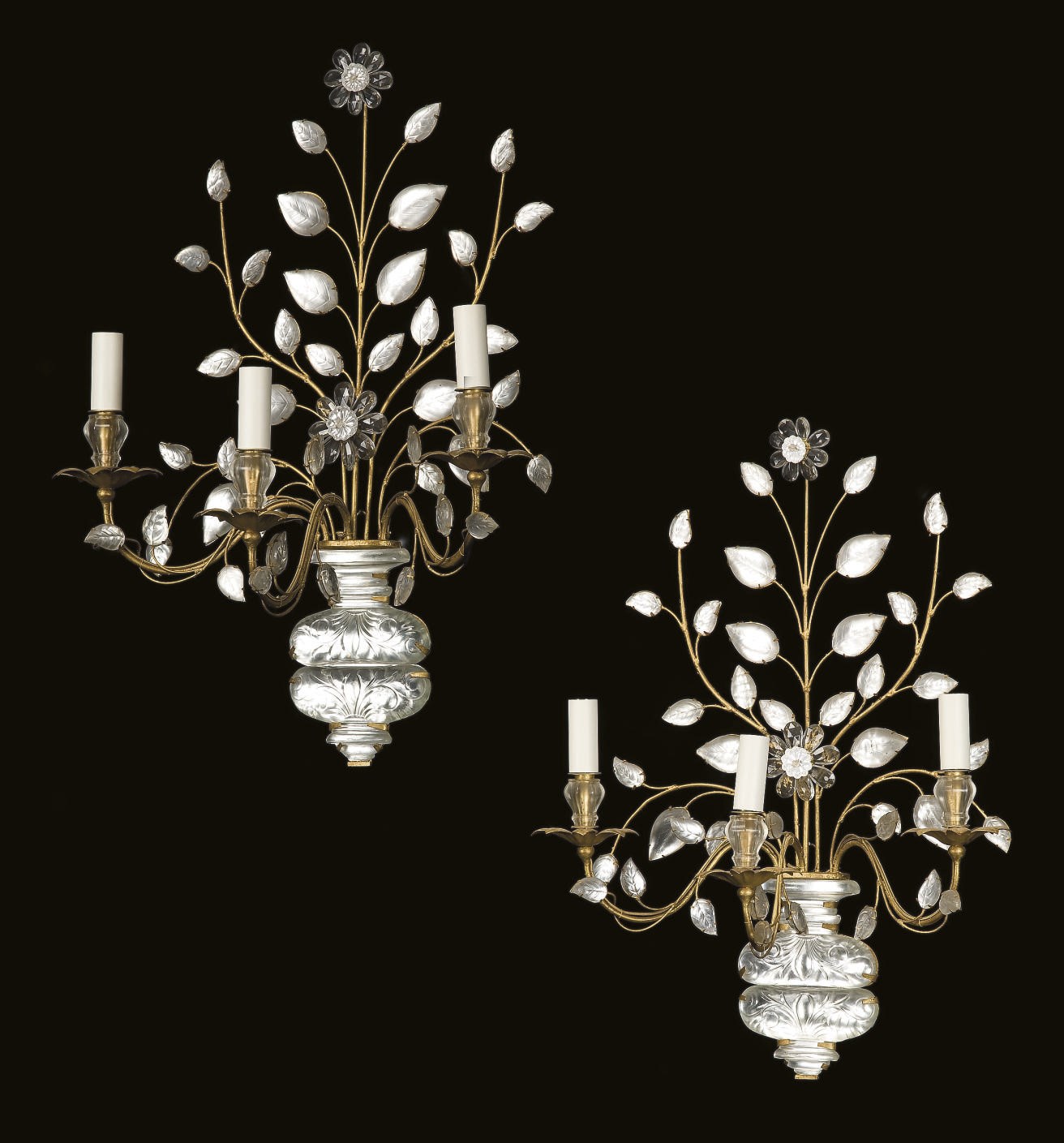 PAIRE D'APPLIQUES DE LA MAISON BAGUES