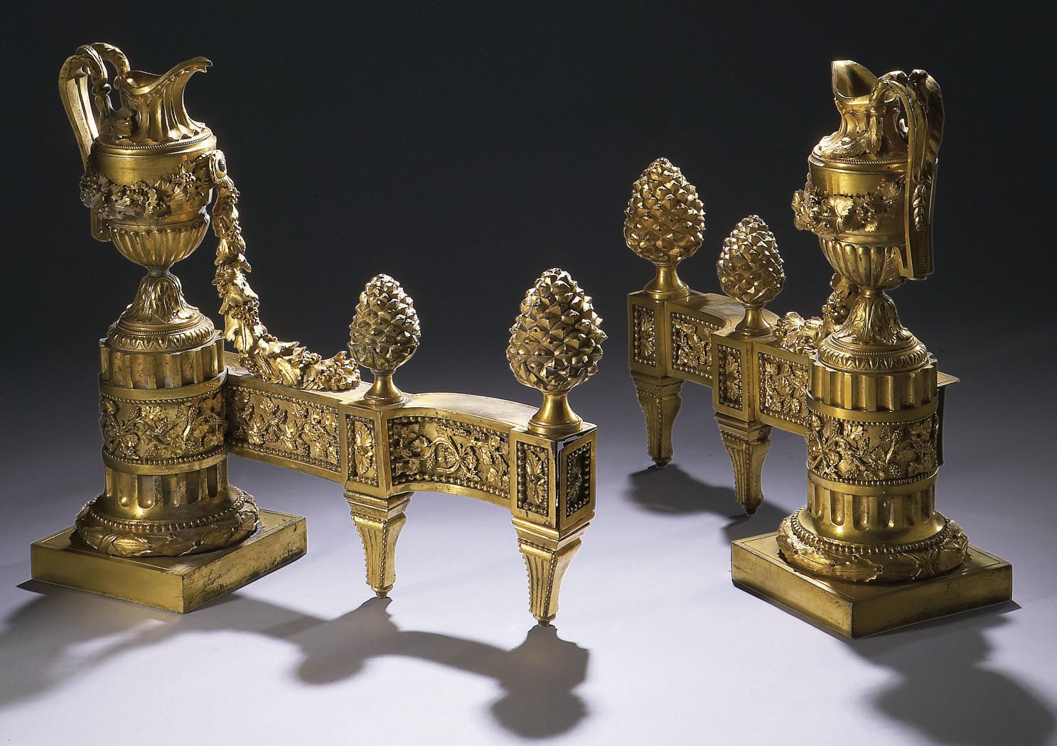 PAIRE DE CHENETS D'EPOQUE LOUIS-PHILIPPE