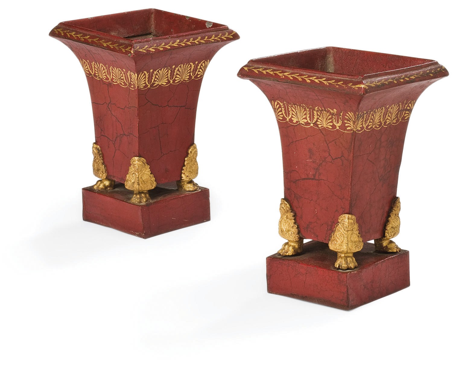 PAIRE DE JARDINIERES DU XIXEME SIECLE