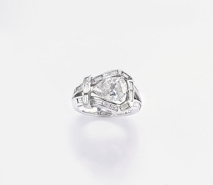 ANELLO IN DIAMANTI