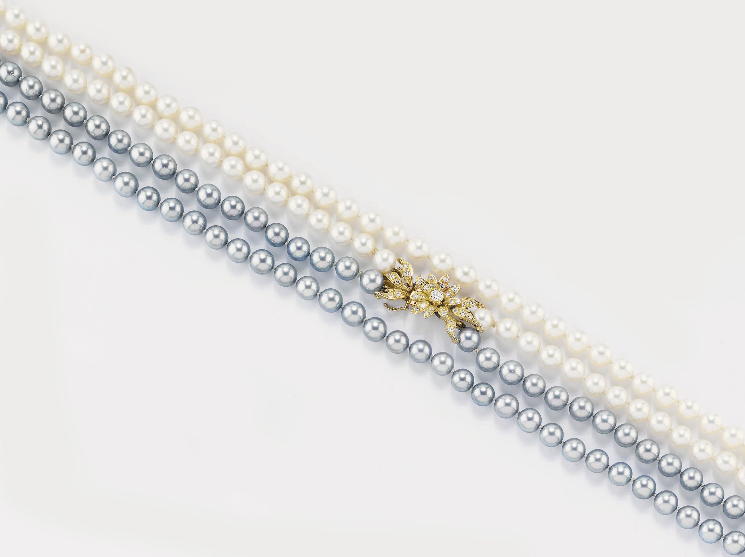 COLLANA IN PERLE COLTIVATE, FIRMATA PETOCHI