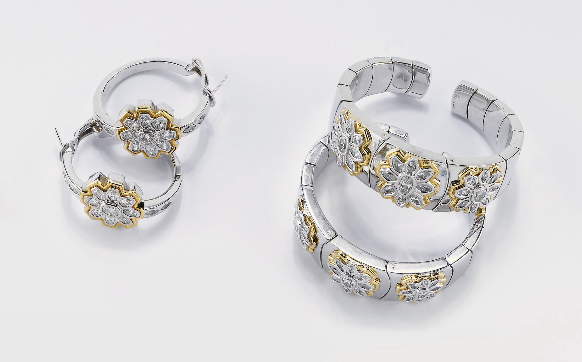 PARURE IN ORO E DIAMANTI, FIRMATA REPOSSI
