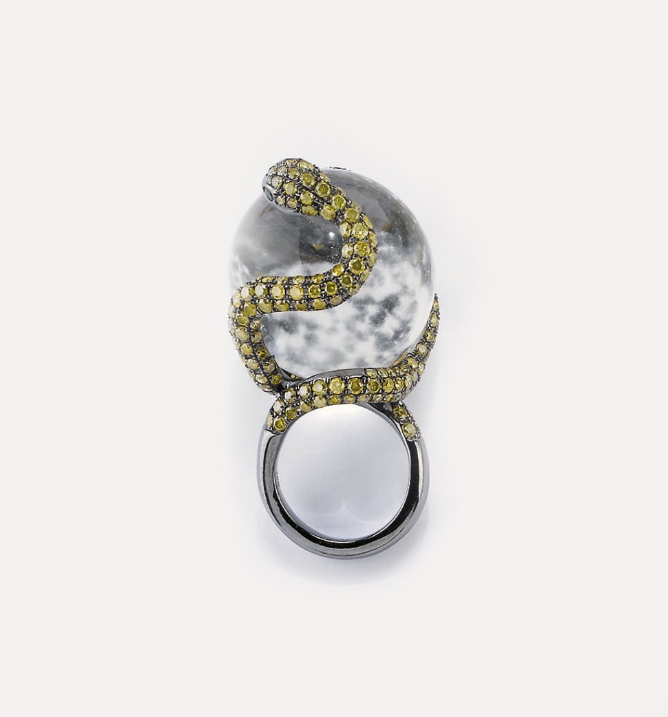 ANELLO IN BRILLANTI GIALLI E CRISTALLO DI ROCCA