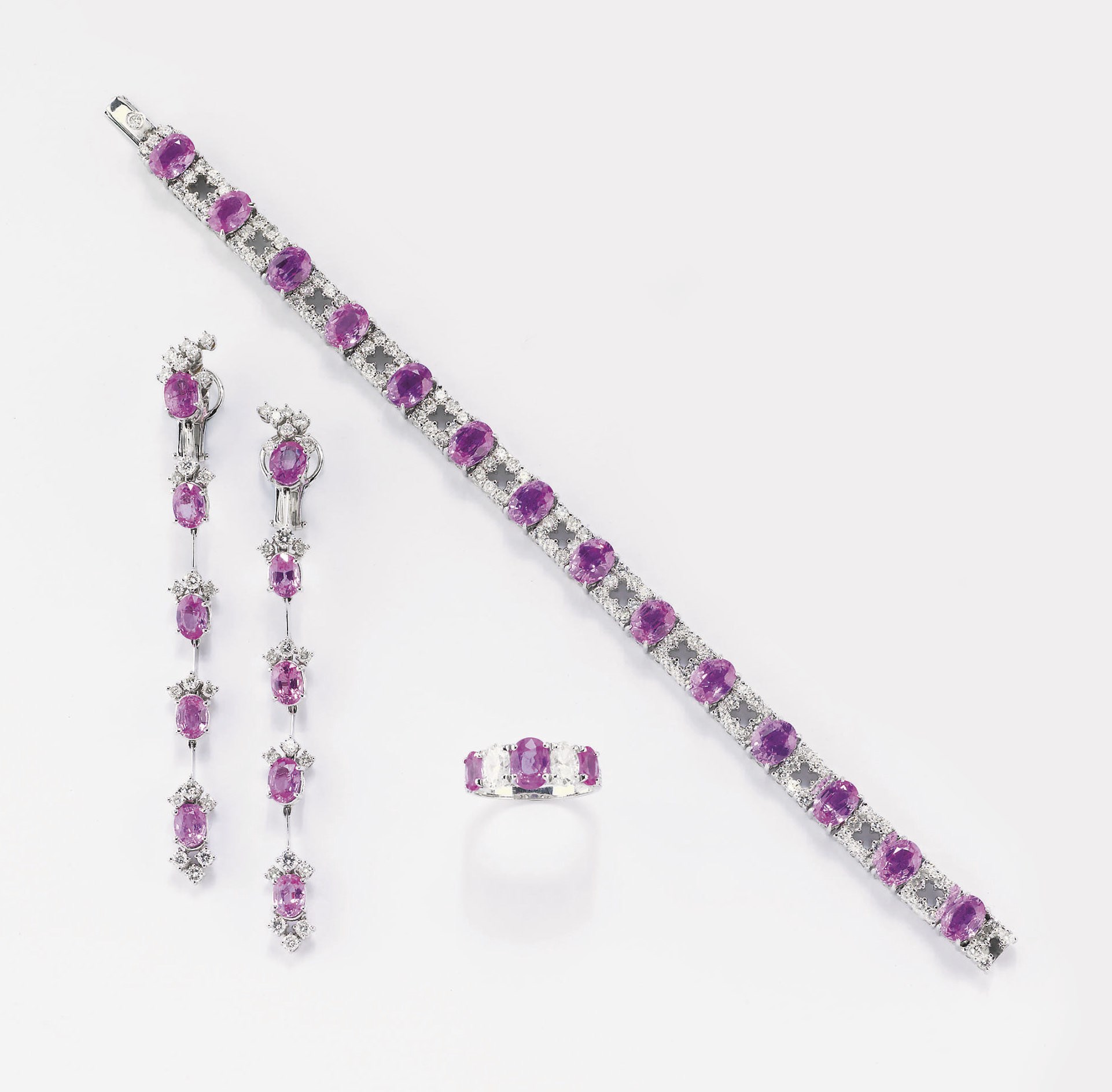 PARURE IN ZAFFIRI ROSA E BRILLANTI, FIRMATA CHANTECLER
