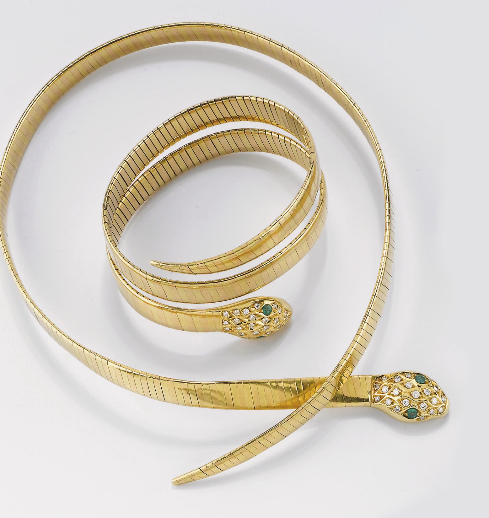DEMI PARURE