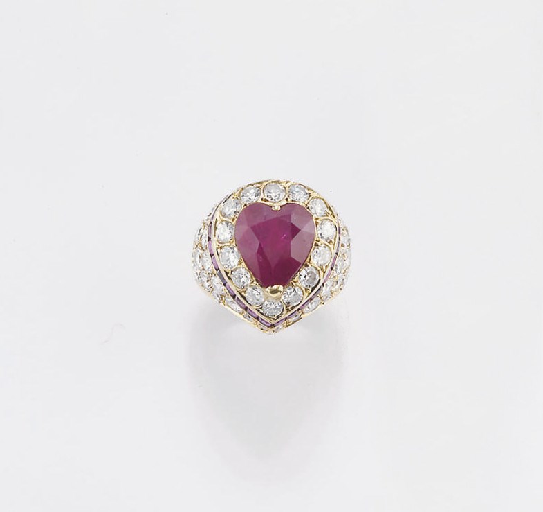 ANELLO CON RUBINI E BRILLANTI