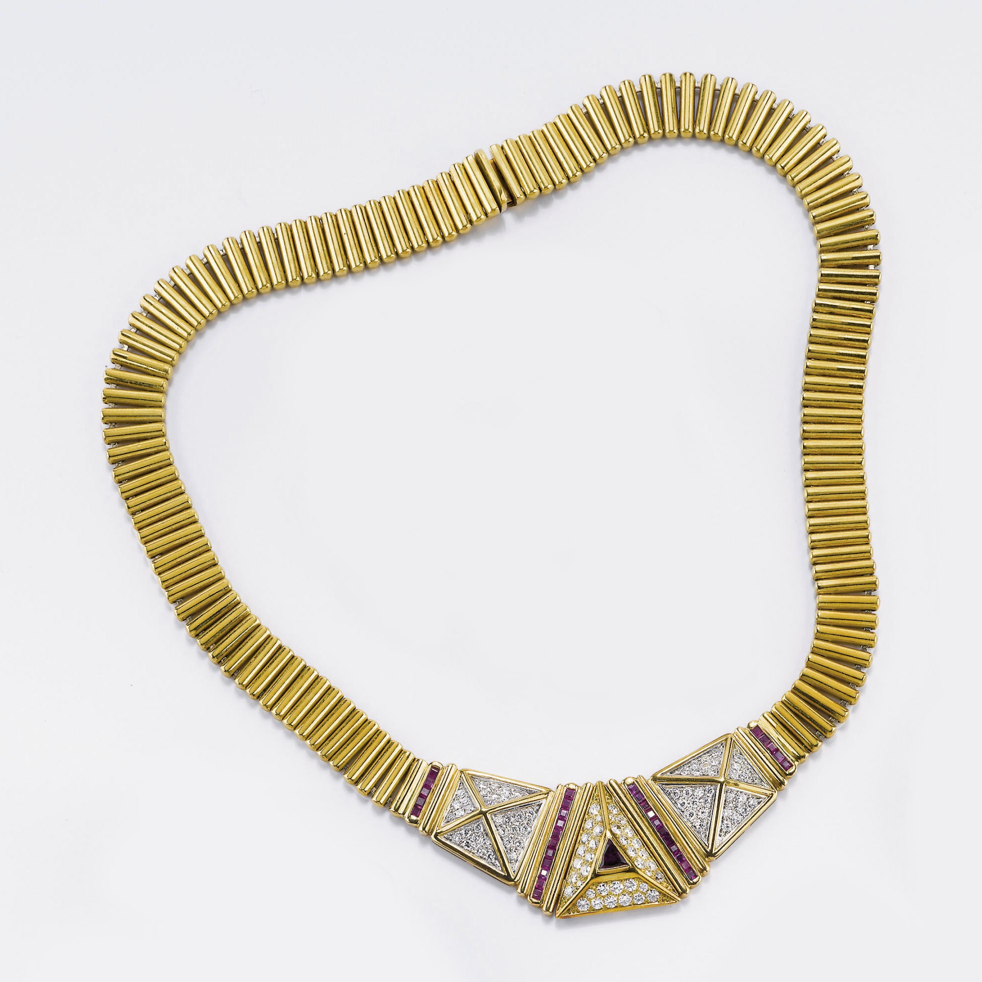 COLLANA IN ORO, BRILLANTI E RUBINI