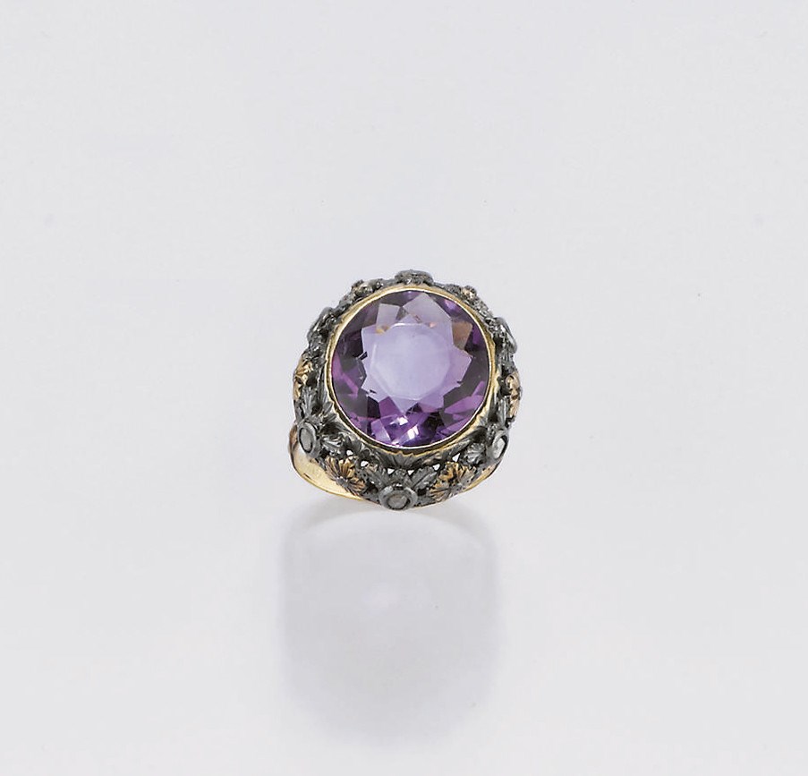 ANELLO CON AMETISTA E DIAMANTI, FIRMATO BUCCELLATI