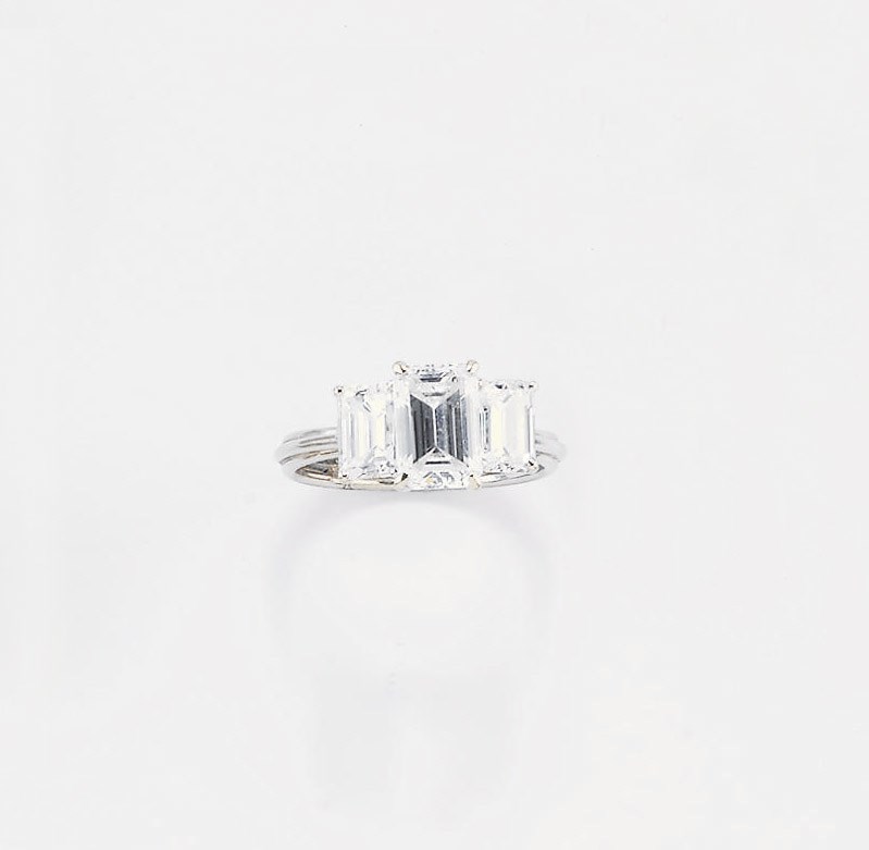ANELLO CON DIAMANTI