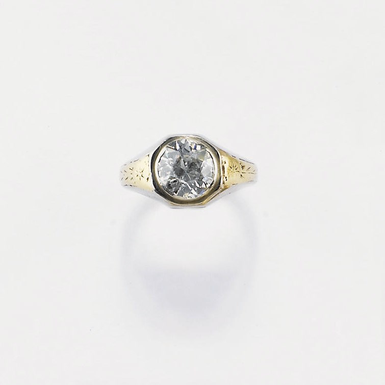 ANELLO CON BRILLANTE TAGLIO VECCHIO