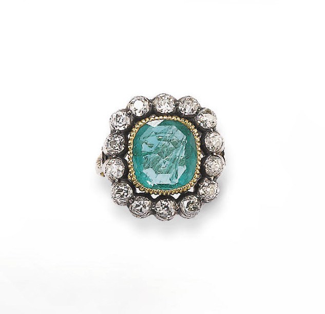 ANELLO CON SMERALDO E BRILLANTI