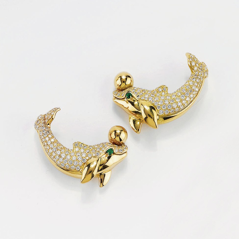 PAIO DI ORECCHINI IN ORO E BRILLANTI, FIRMATI CARTIER