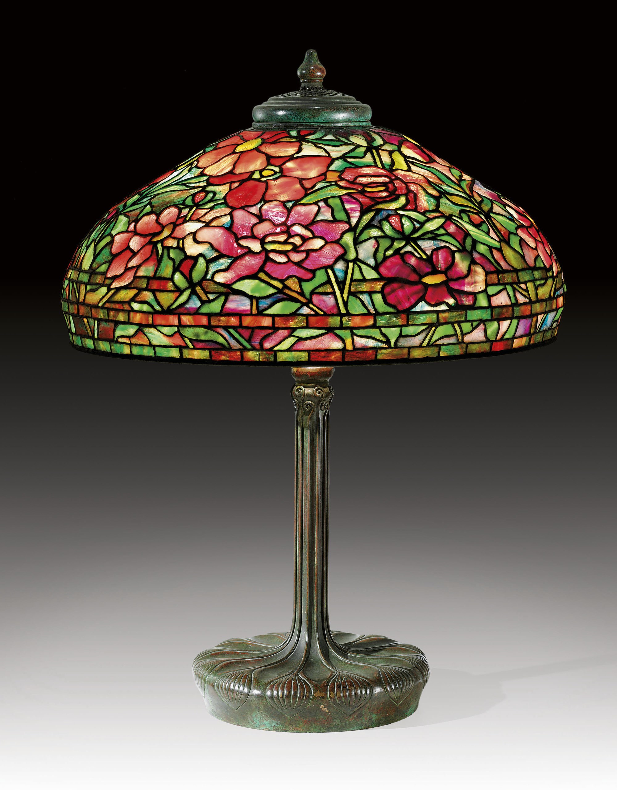 TIFFANY STUDIOS