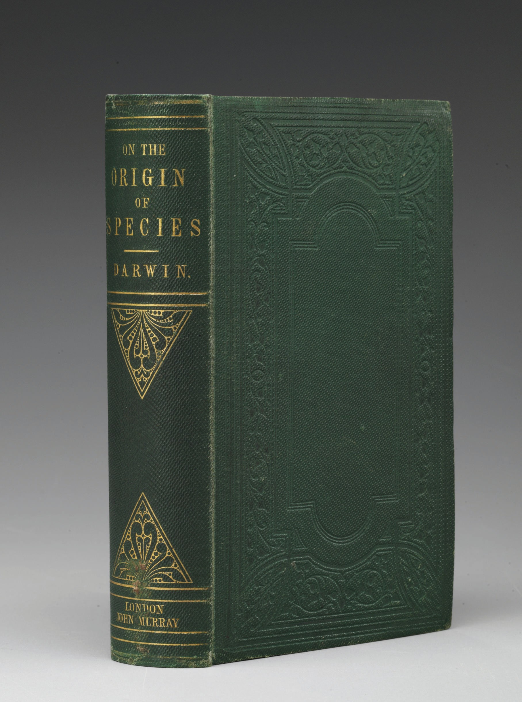 DARWIN, Charles (1809-1882). On the Origin of Species by Means of Natural Selection, or the preservation of favoured races in the struggle for life. London: John Murray, 1859.