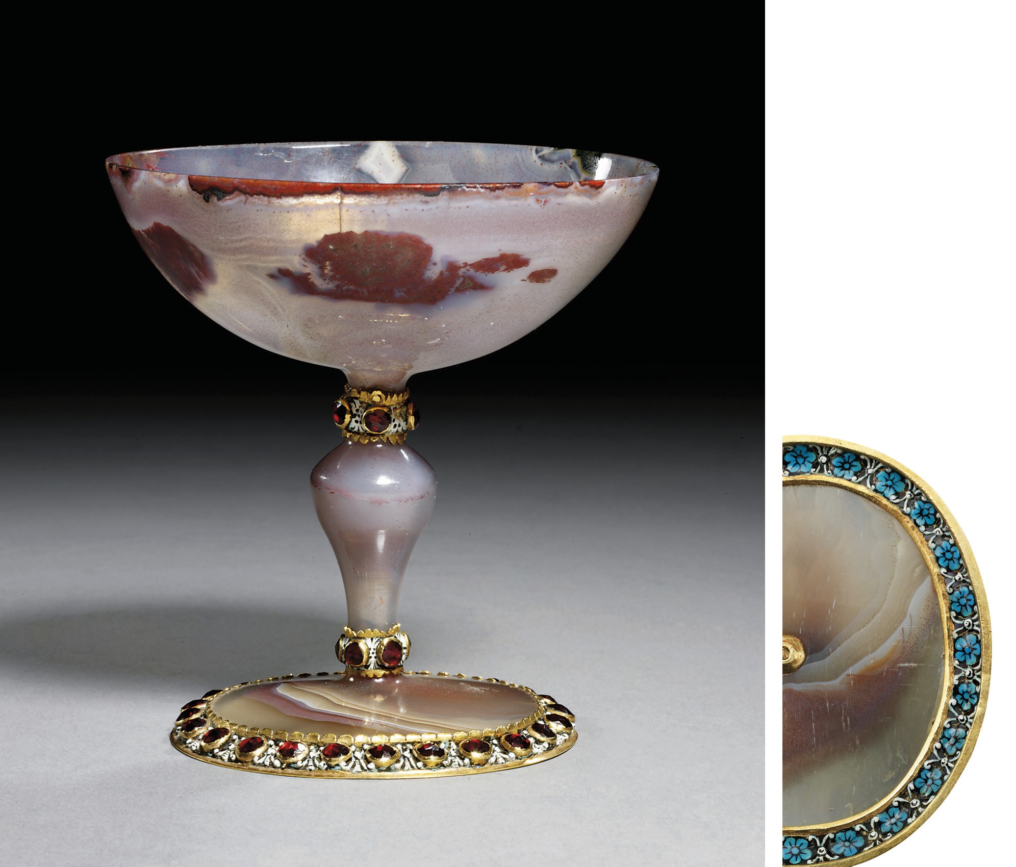 COUPE EN AGATE, LA MONTURE EN OR, GRENATS ET EMAIL