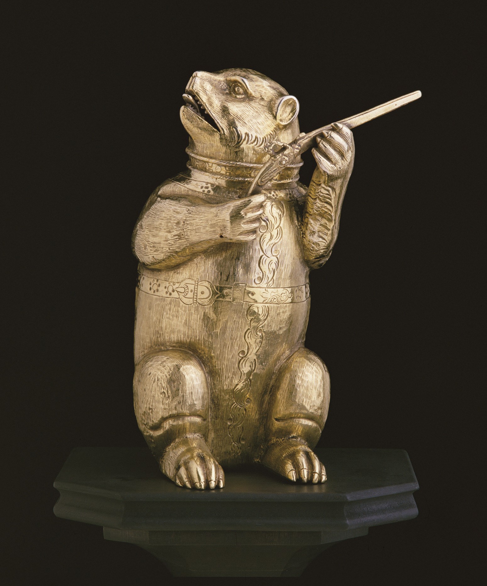 OURS CHASSEUR EN VERMEIL