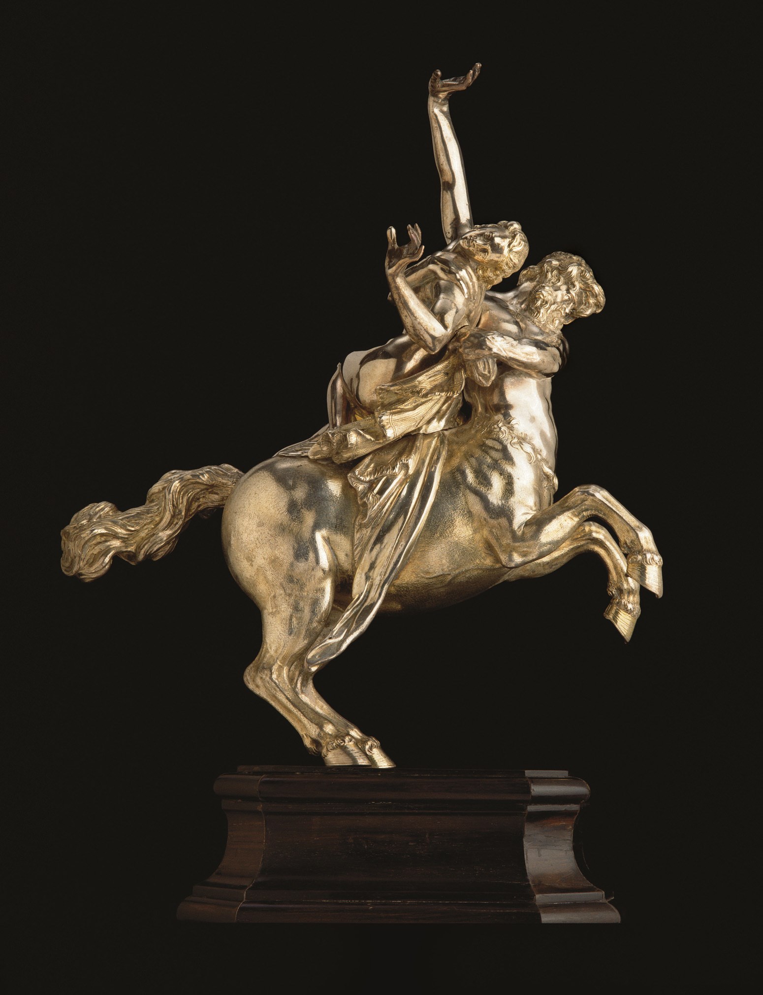 NESSUS ET DEJANIRE EN ARGENT ET VERMEIL